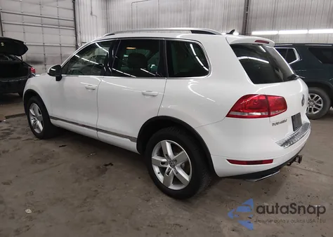 2013 Volkswagen Touareg Tdi Lux from USA, damaged, VIN WVGEP9BPXDD007337